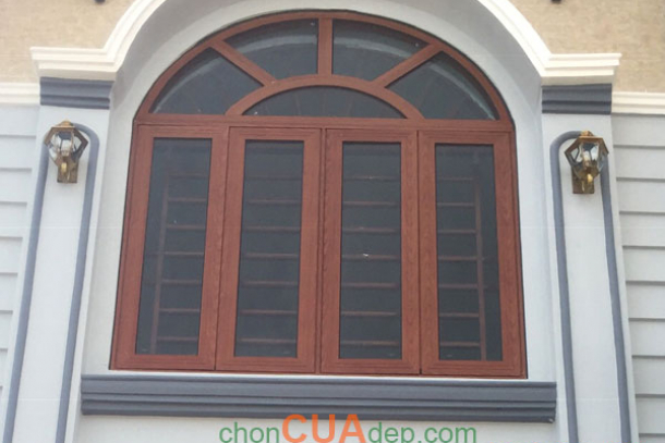 Cửa nhôm Xingfa vân gỗ cao cấp - giá thành hợp lý